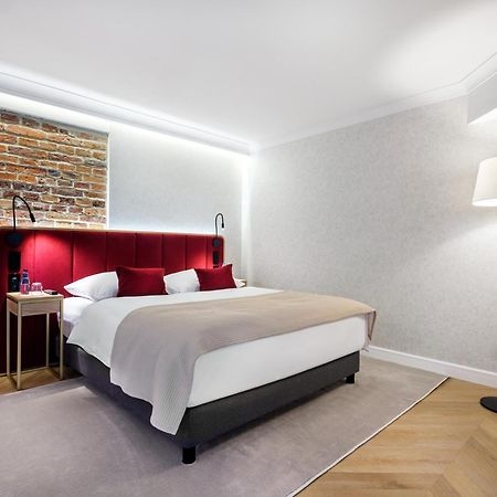 Golden Queen Deluxe Jacuzzi Apartments - Old Town Krakow Luaran gambar