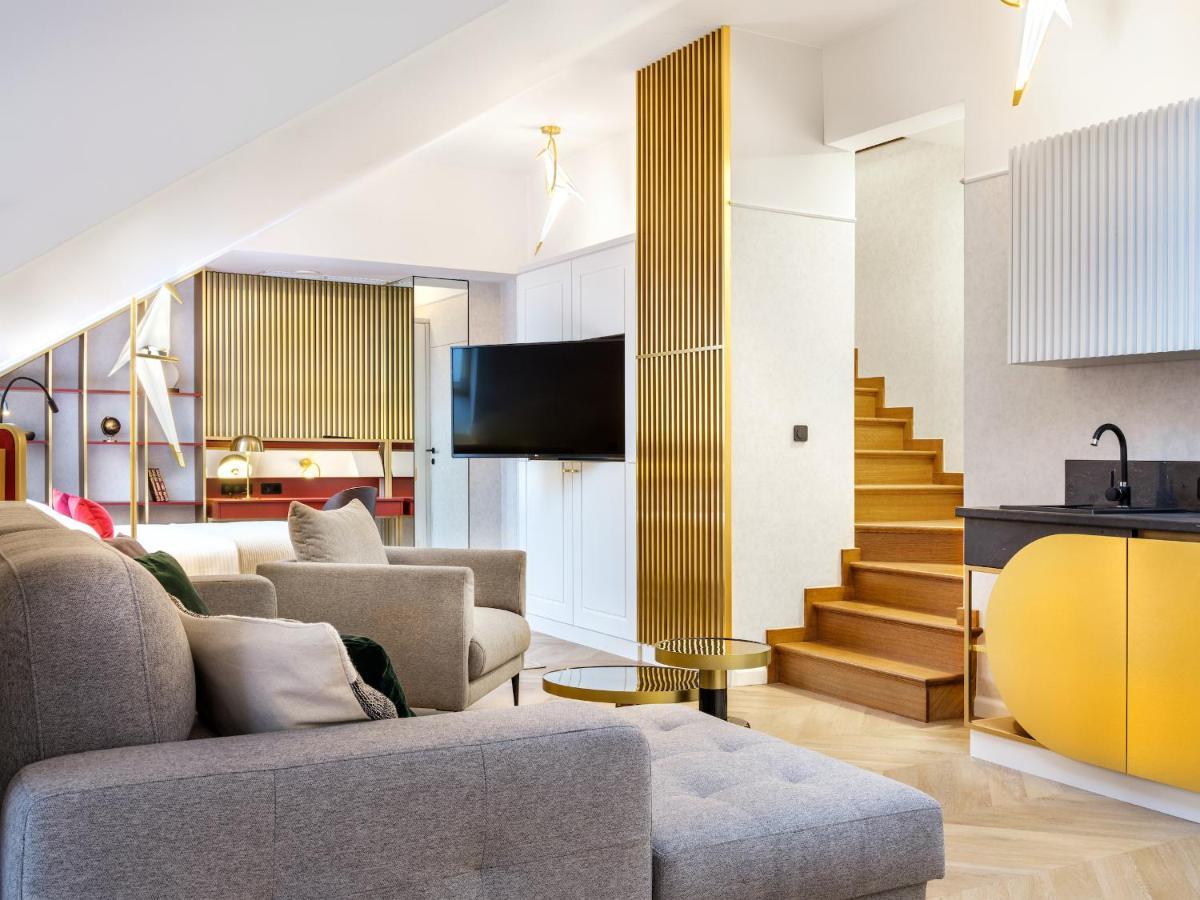 Golden Queen Deluxe Jacuzzi Apartments - Old Town Krakow Luaran gambar